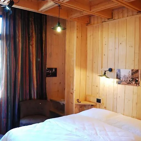 Couette-café London 3*